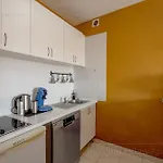 Appartamento Skyline View - Free Private Parking Including & Guest Bonus *