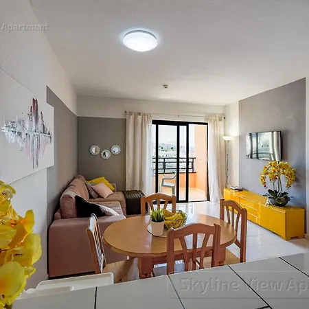 Skyline View - Free Private Parking Including & Guest Bonus Appartement *