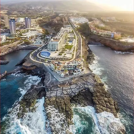 Skyline View - Free Private Parking Including & Guest Bonus