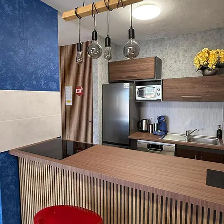 Apartament Skyline View - Free Private Parking Including & Guest Bonus *