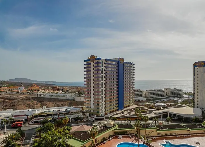 Skyline View - Free Private Parking Including & Guest Bonus 아데제