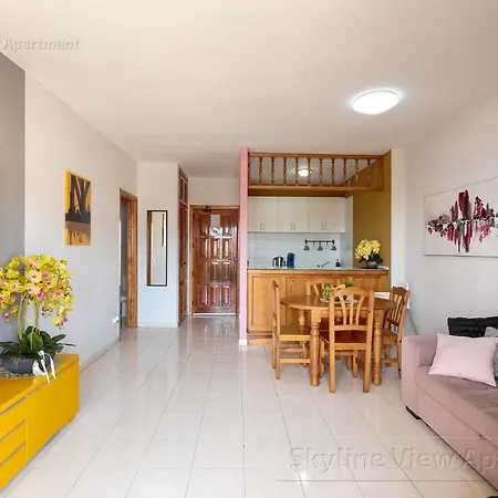 Skyline View - Free Private Parking Including & Guest Bonus